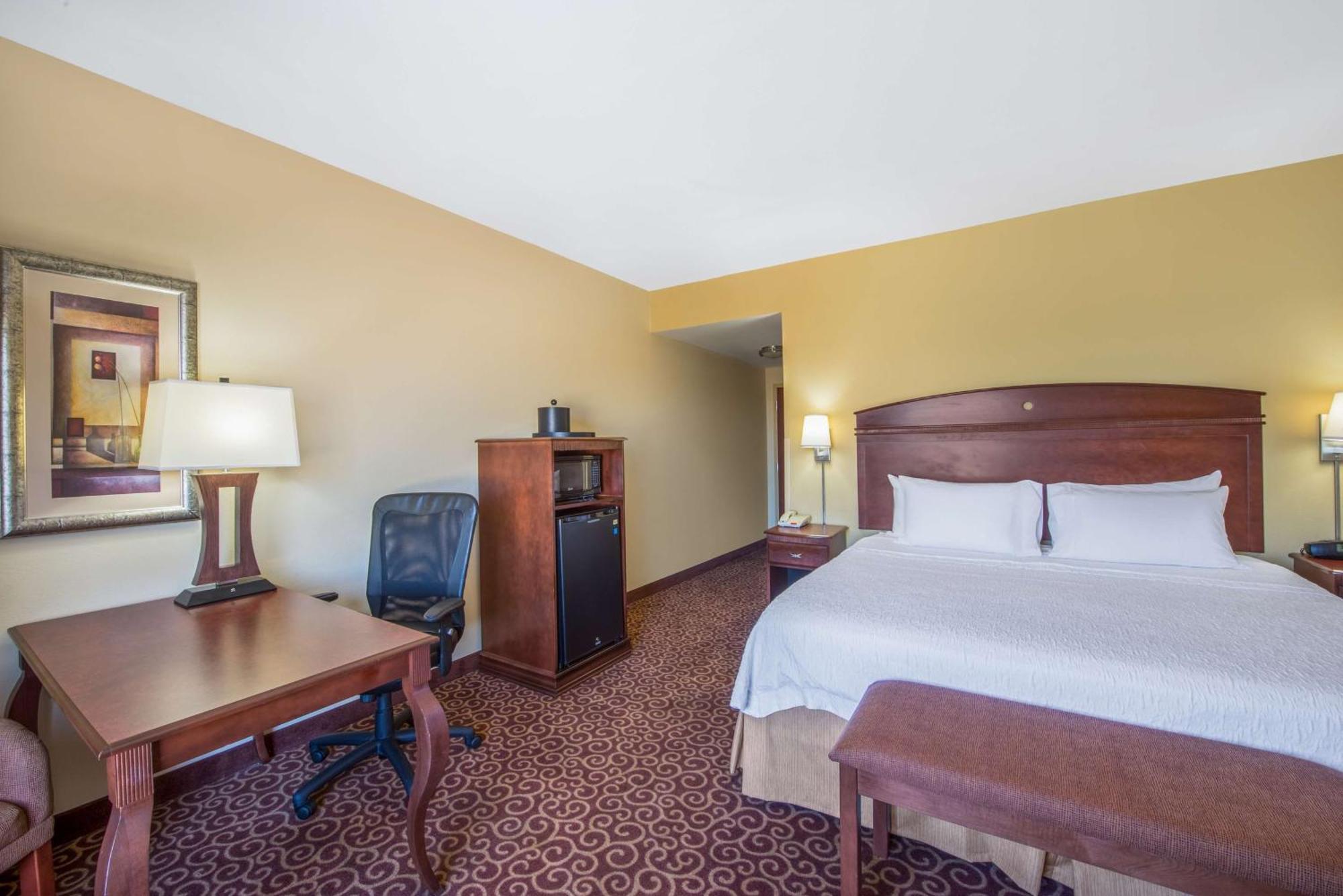 Hampton Inn & Suites Oklahoma City - South Exterior photo